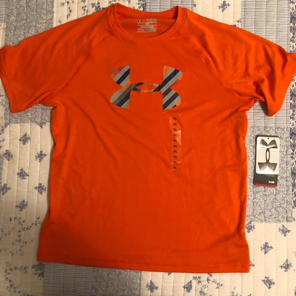 NWT Youth Under Armour